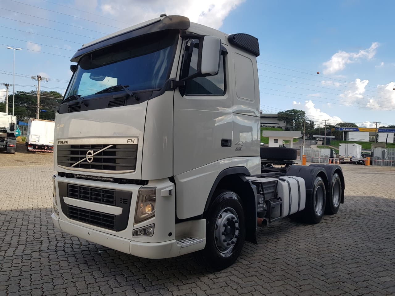 Volvo fh truck 6x2